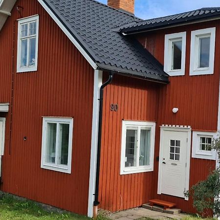 Symaskinshuset Jaervsoe Buitenkant foto