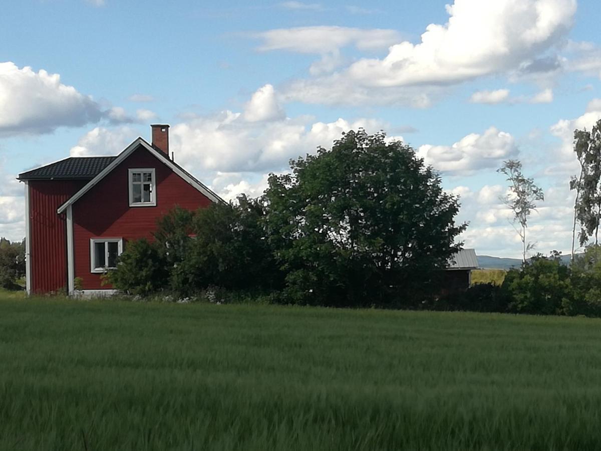 Symaskinshuset Jaervsoe Buitenkant foto