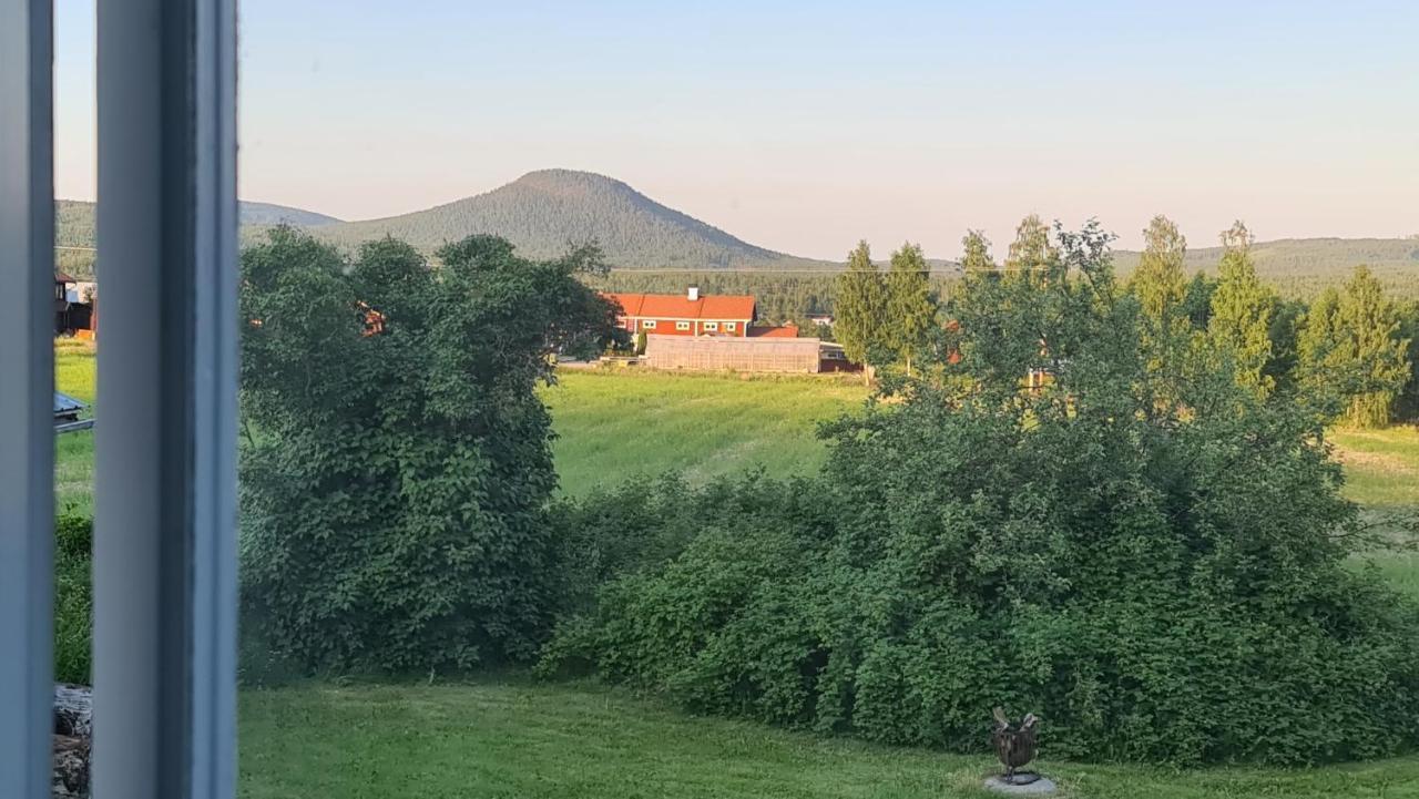 Symaskinshuset Jaervsoe Buitenkant foto