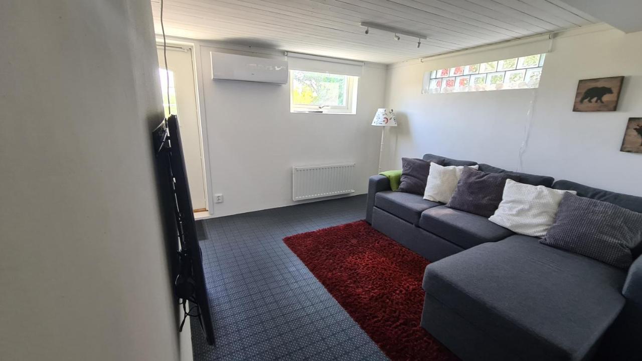 Symaskinshuset Jaervsoe Buitenkant foto