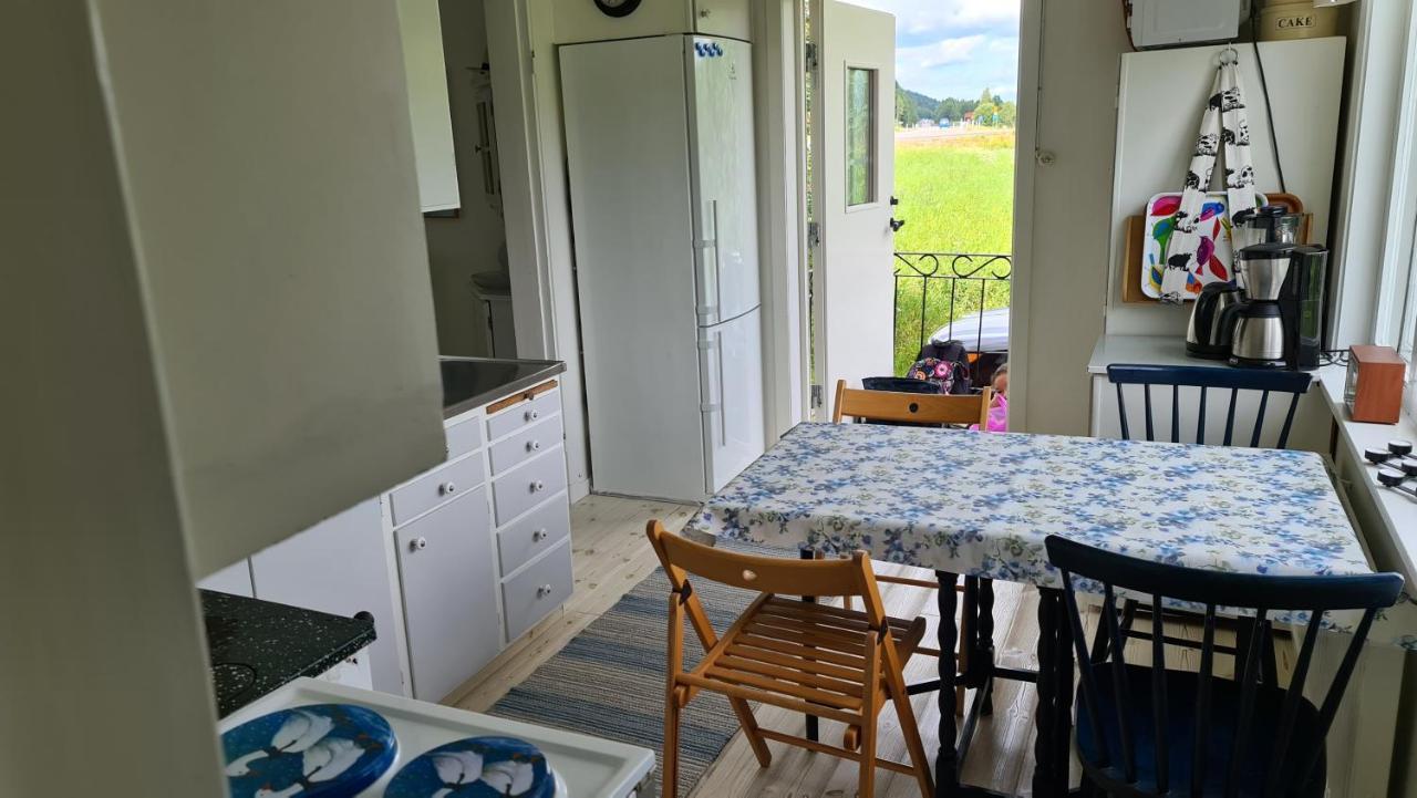 Symaskinshuset Jaervsoe Buitenkant foto